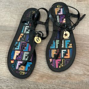 Women’s FENDI black sandals. Size 39